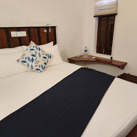 Zee Golf Affordable Luxury Hotel กอลล์ ภายนอก รูปภาพ