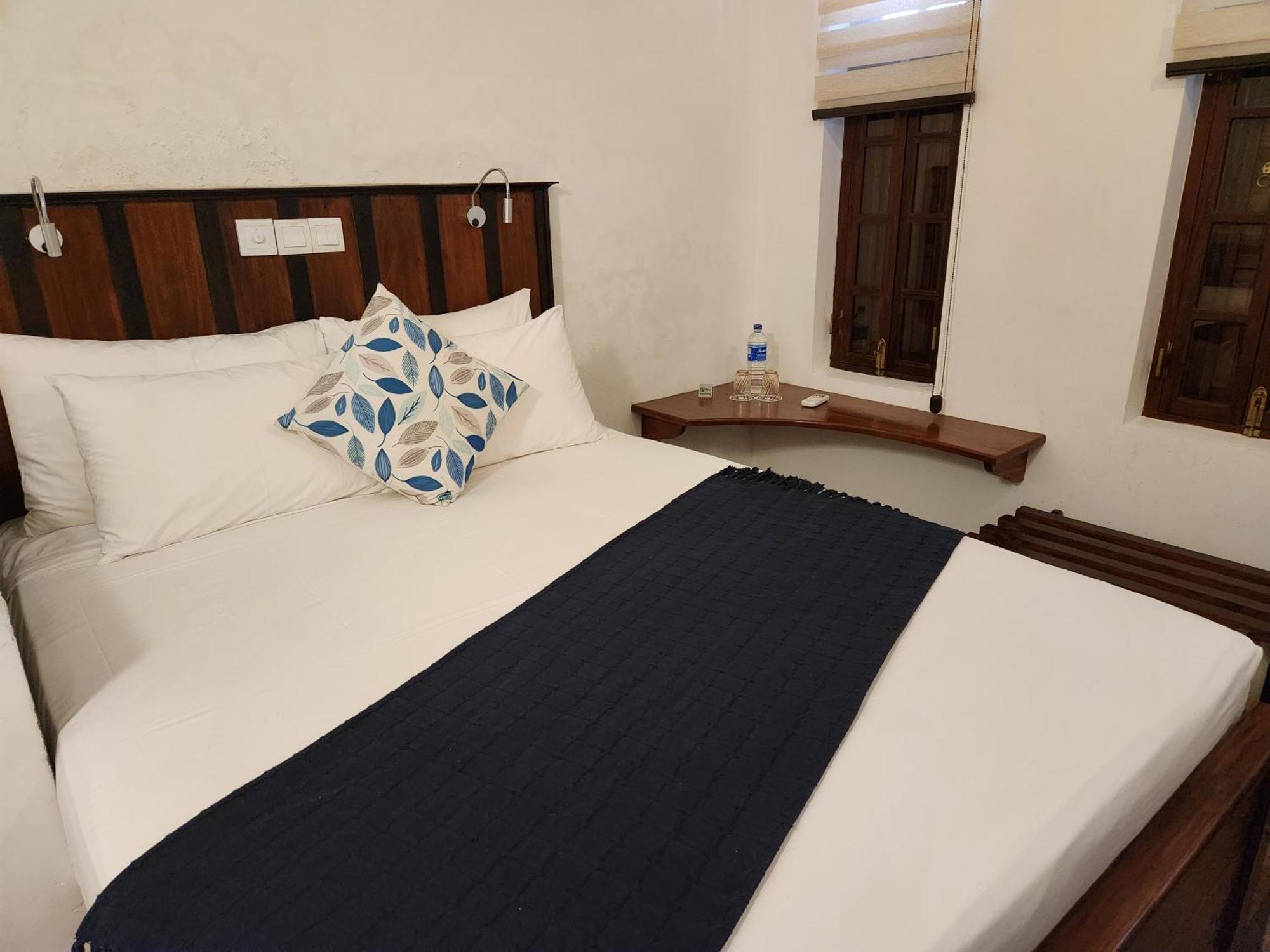 Zee Golf Affordable Luxury Hotel กอลล์ ภายนอก รูปภาพ